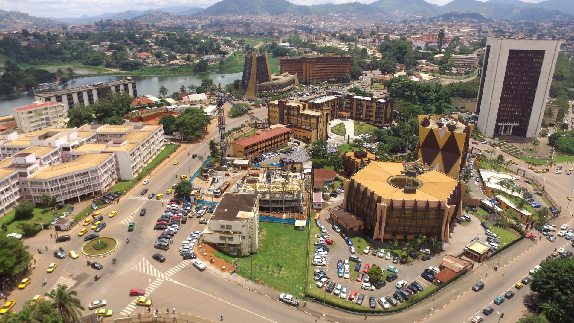 Visuel 1 - Vue aérienne Yaoundé